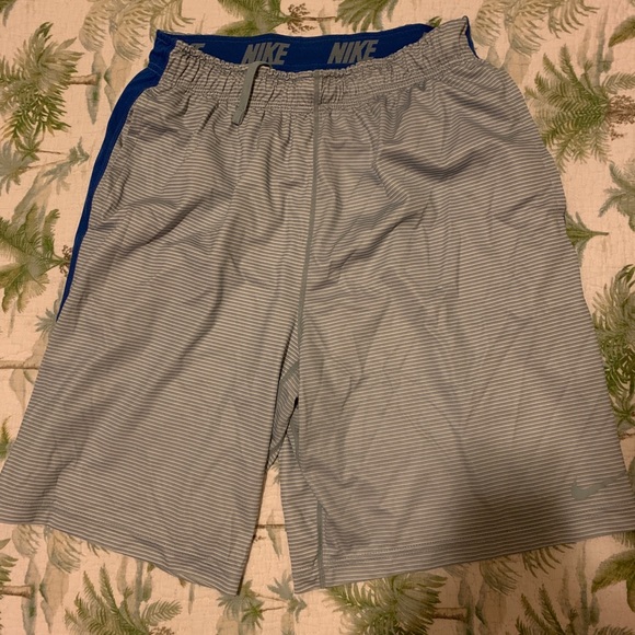 COPY - nike athletic shorts - Picture 3 of 3